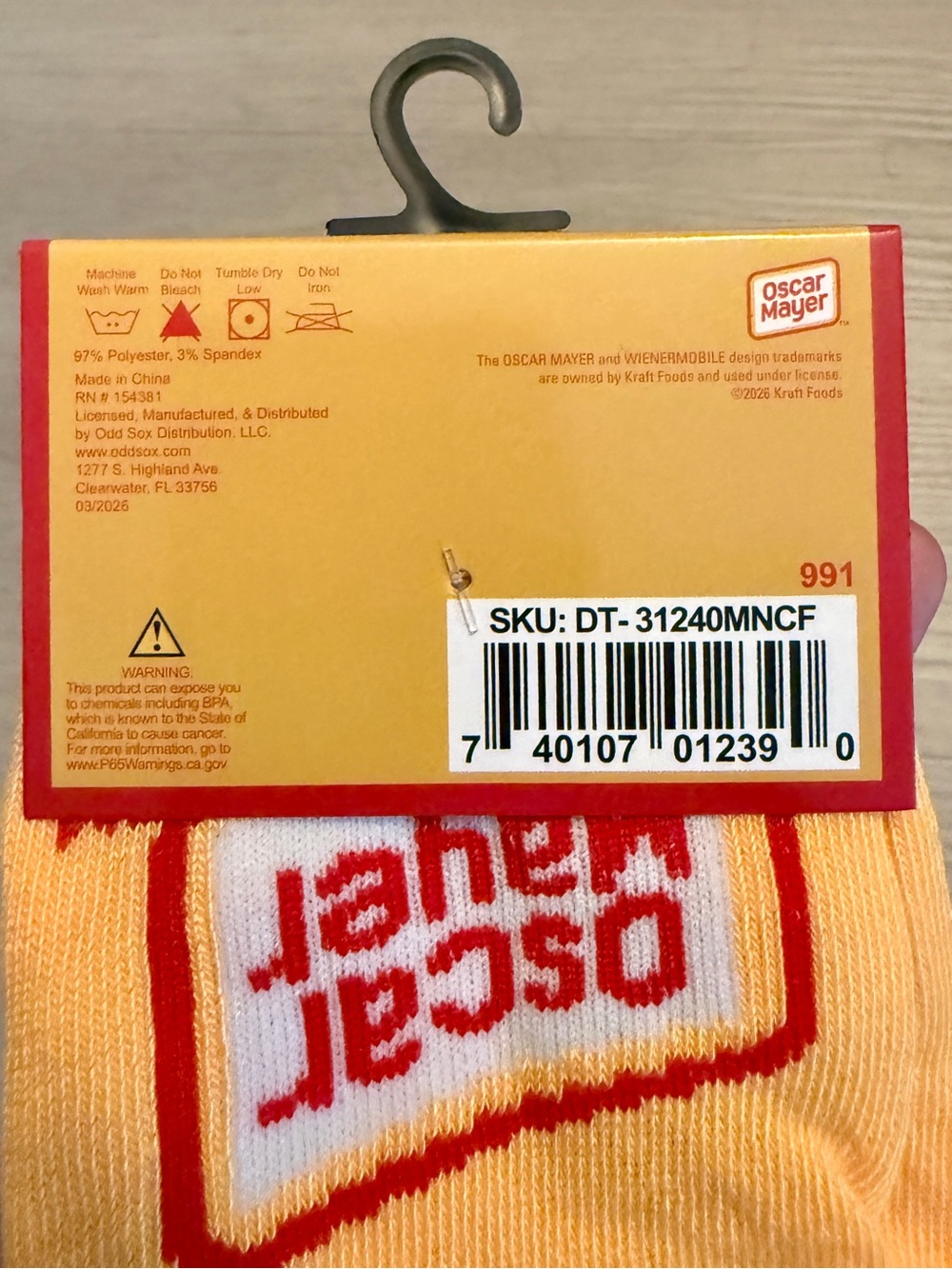 Oscar Mayer Weiner Mobile Crew Socks Sz 6-12 NWT Retro Yellow Unisex Nostalgia - Picture 3 of 4